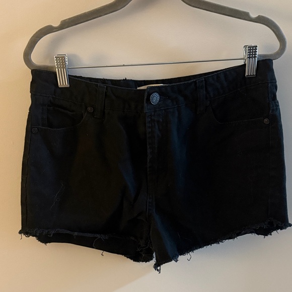 Refuge Black Jean Shorts for Women - Picture 1 of 4
